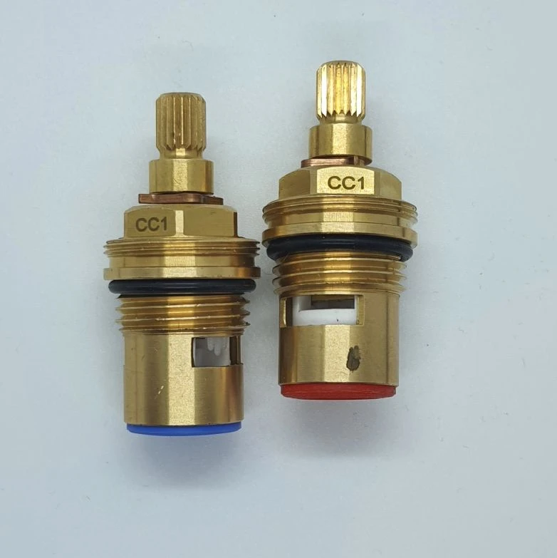 1/2" Half Turn Tap Valves - 51mm Tall 3 1/2" Half Turn Tap Valves - 51mm Tall